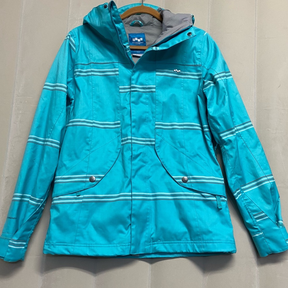 Foursquare Women’s Snow Jacket Medium Hooded Outerwear Snowboard Ski Winter